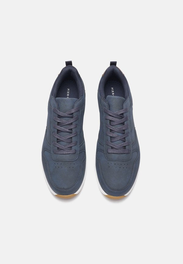 Pier One by Zalando