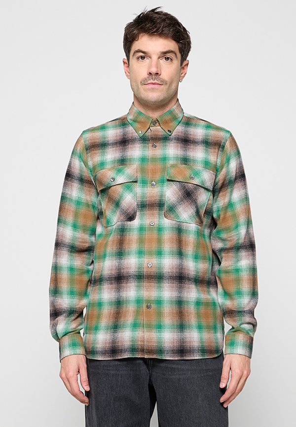CLOSED LUMBERJACK REGULAR FIT
