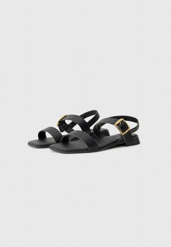 Steve Madden SANIBELLA