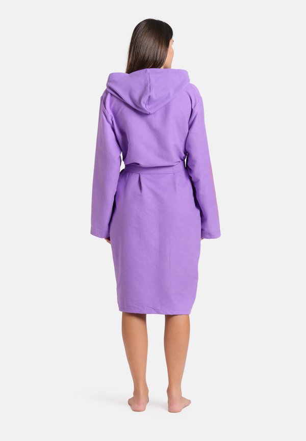 Arena ZEAL ROBE