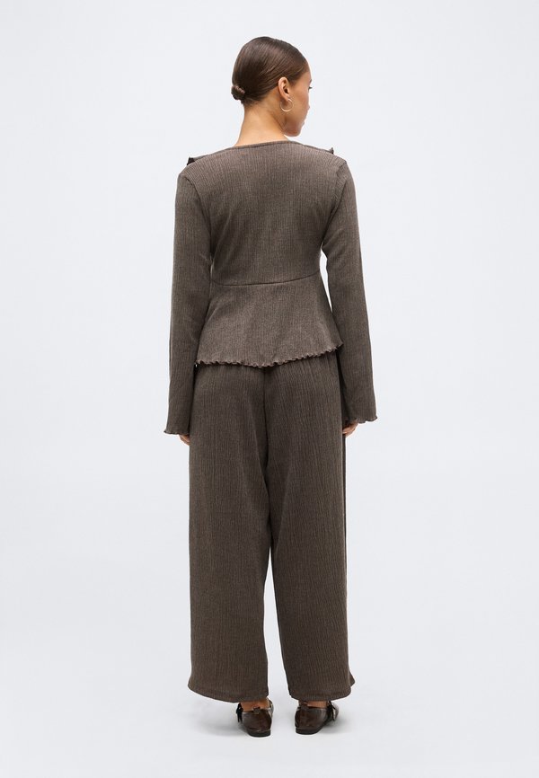 Vero Moda Petite VMLUNA FLOUNCE