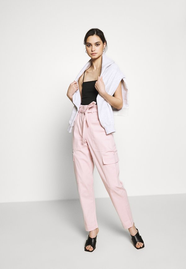 Who What Wear THE PAPERBAG TROUSER