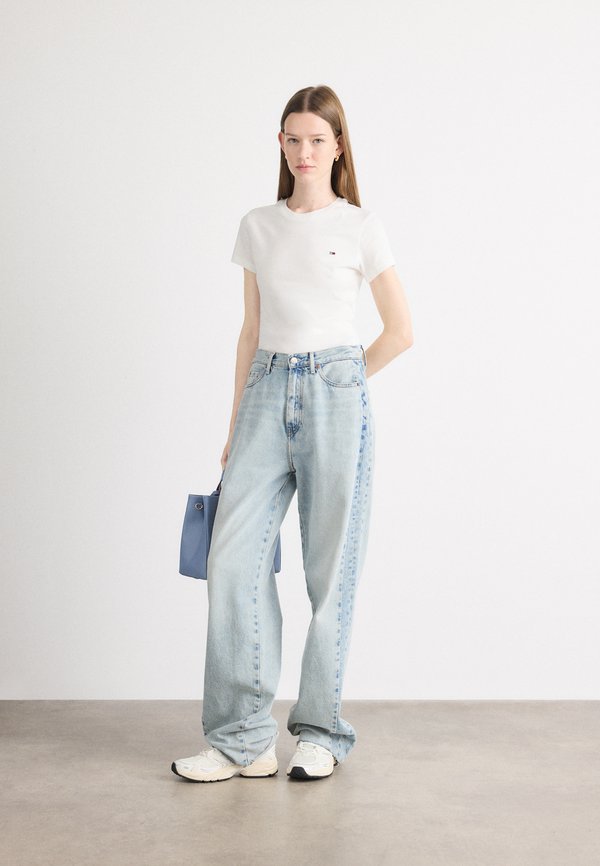 Tommy Jeans SLIM C NECK TEE