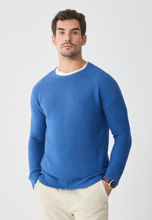 Pier One by Zalando