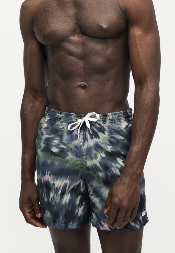 Bather FIG SWIRL PATTERNED