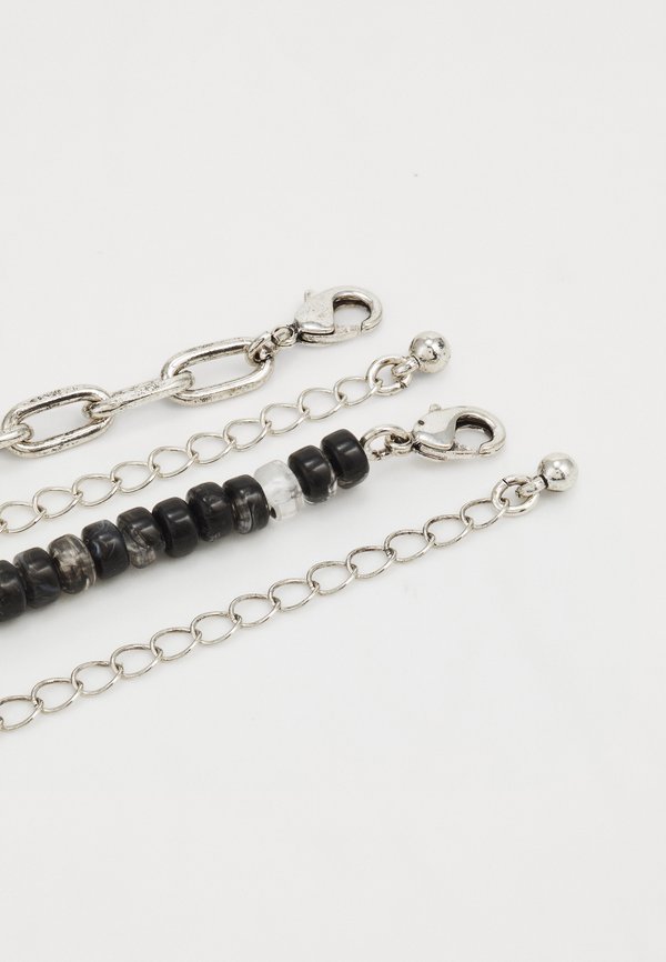 Pier One by Zalando 2 PACK