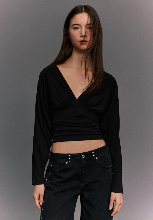Bershka WITH GATHERED DETAIL - Long sleeved top - black