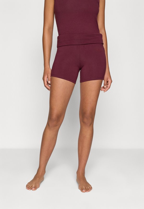Casall SUBLIME FOLDED HOTPANTS
