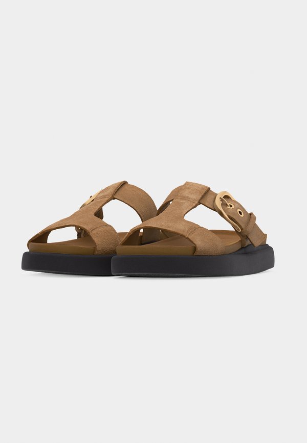 Clarks ARISTELLA WEST
