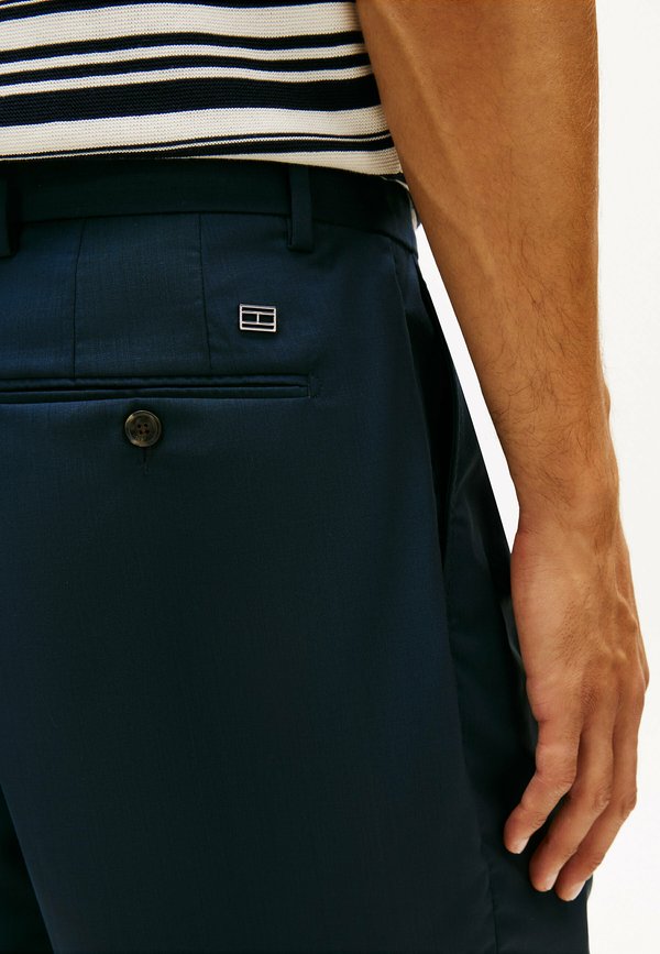 Tommy Hilfiger SMART CASUAL
