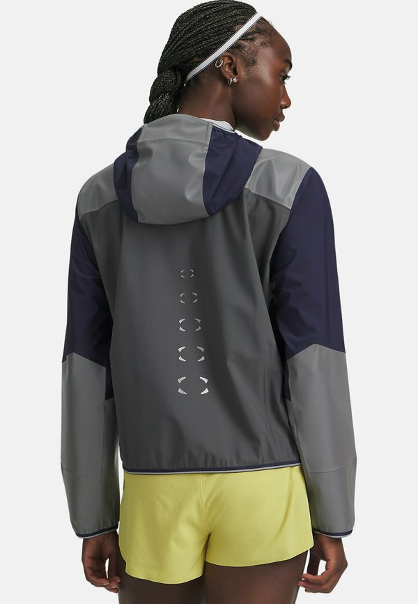 Under Armour HALO RUN