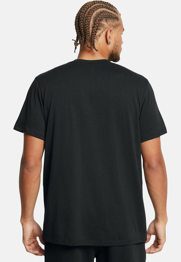Under Armour SHORT-SLEEVE