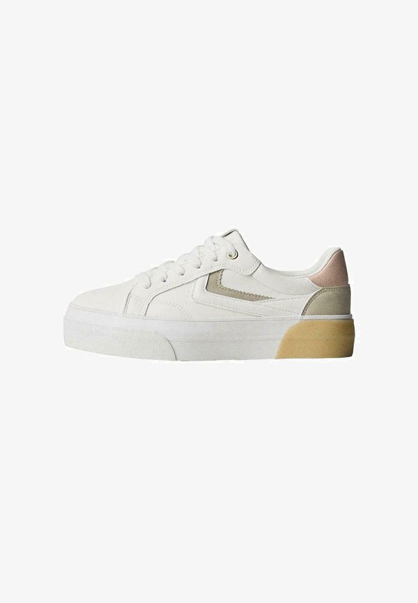 Bershka Trainers - white