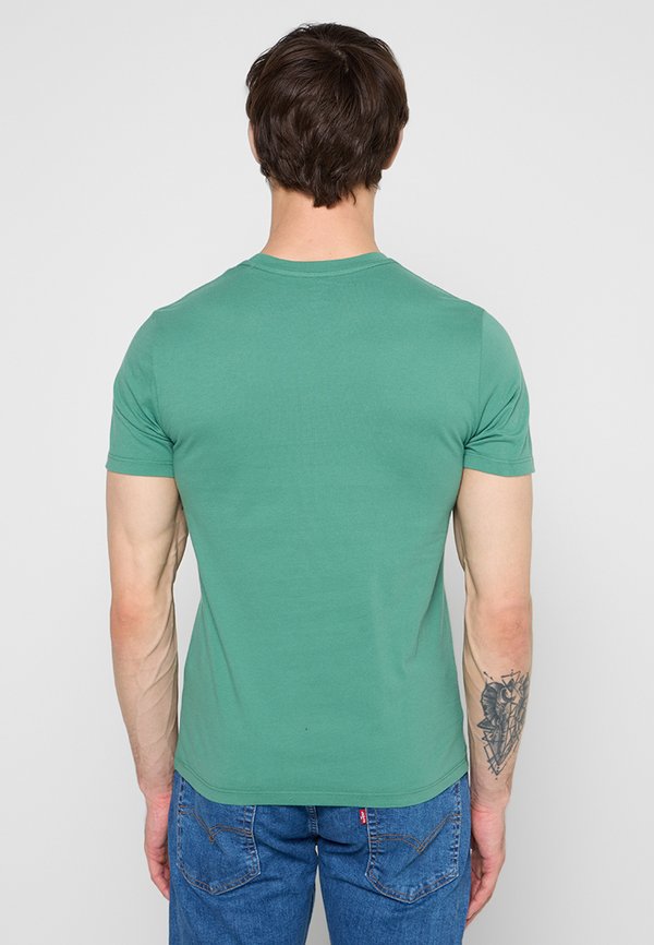 Levi's® CLASSIC POCKET TEE