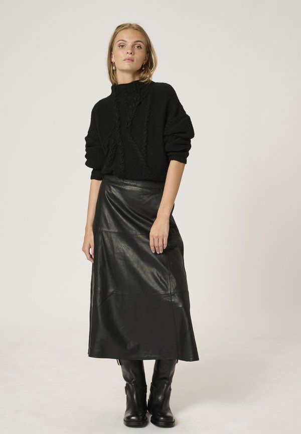 My Essential Wardrobe MWSOLAM