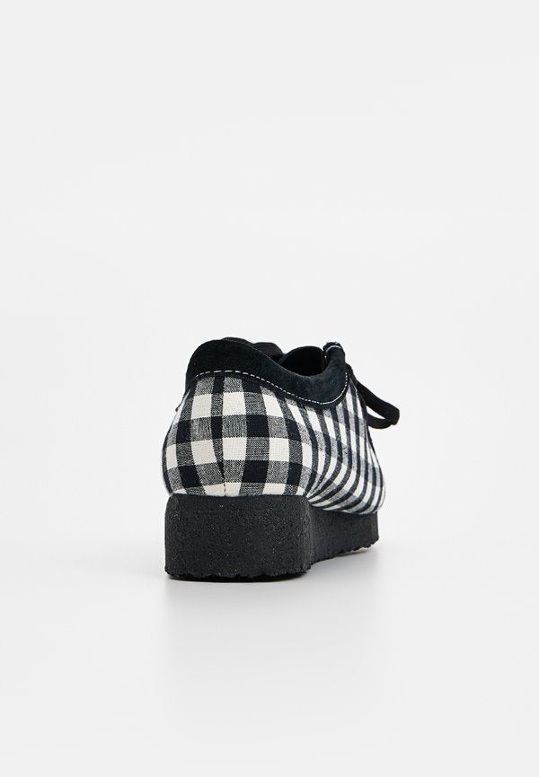Clarks Originals WALLABEE