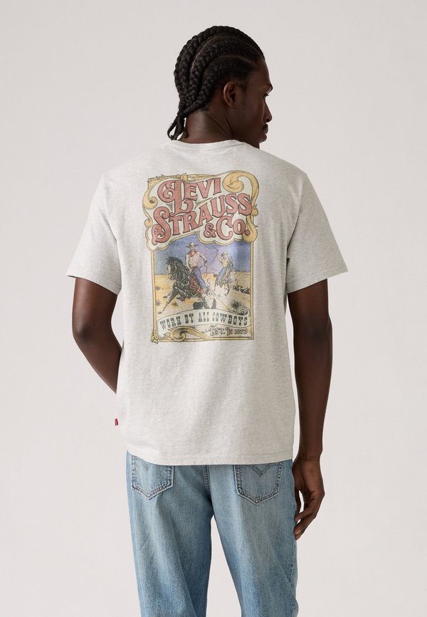 Levi's® RELAXED FIT TEE