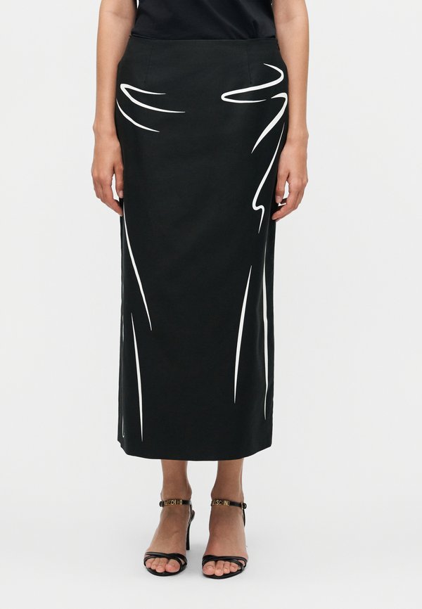 MOSCHINO GONNA