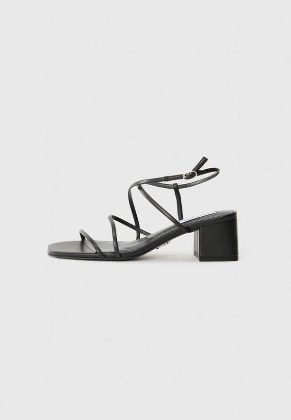 Steve Madden REMMI