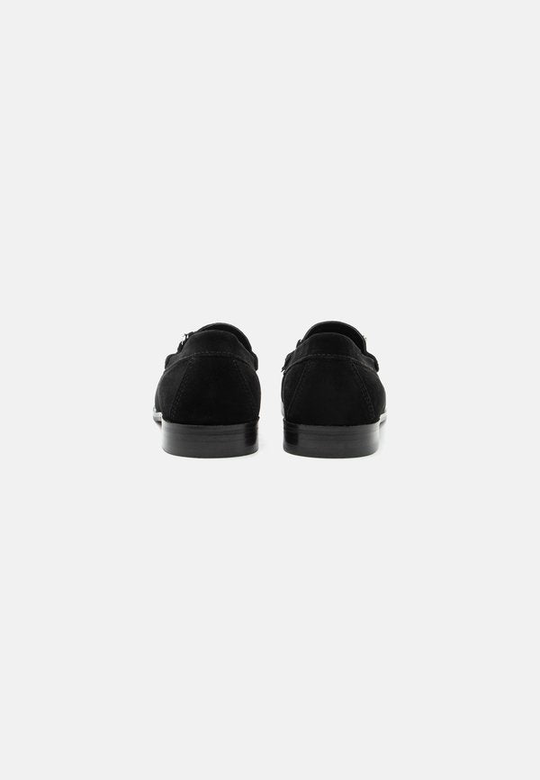 Steve Madden ESRA