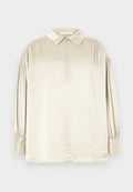 By Malene Birger LEONORA