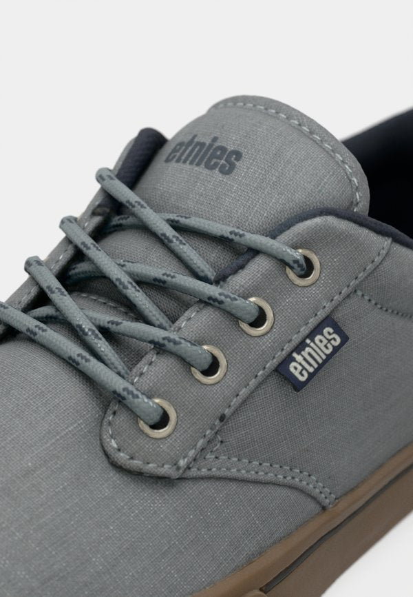 Etnies