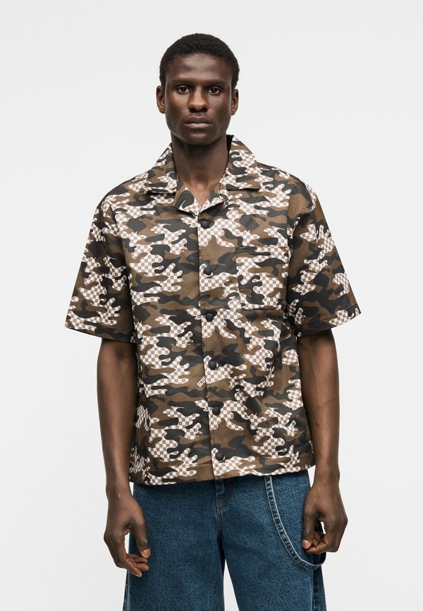 GCDS LABEL CHECKED CAMO SHIRT