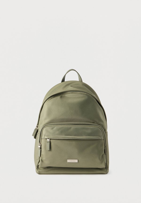 Calvin Klein SLEEK ROUND BACKPACK UNISEX - Rucksack - deep lichen green