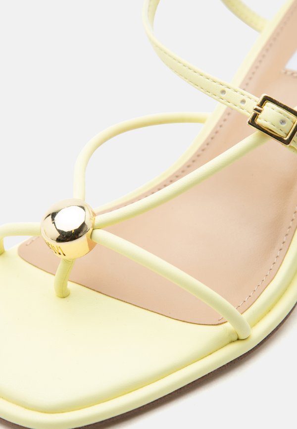 Steve Madden JACKPOTS