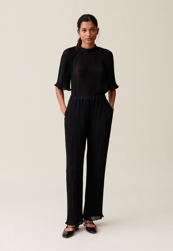 Claudie Pierlot PICHA