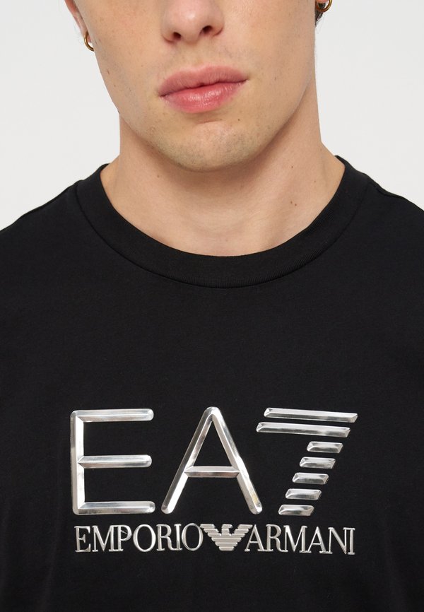 EA7 Emporio Armani