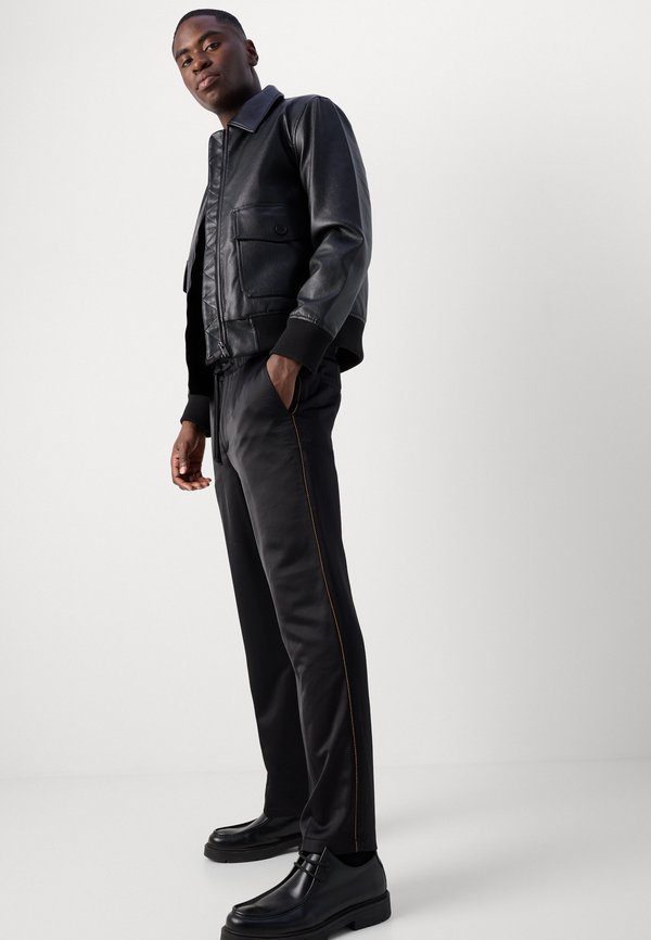 Scotch & Soda RELAXED FIT
