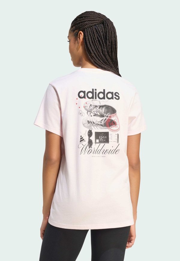 adidas Sportswear ADIDAS SPORTSWEAR TRAVEL LOOSE GRAPHIC T-SHIRT - Print T-shirt - distilled pink