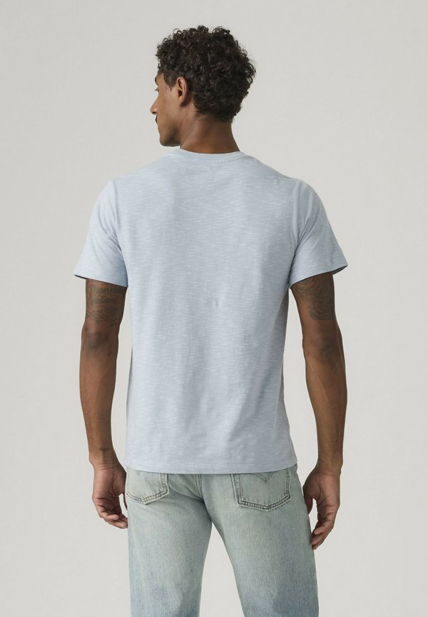 Levi's® CLASSIC POCKET TEE SLUB