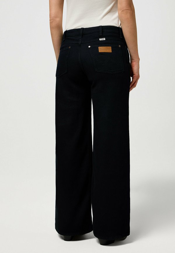 Wrangler 5-POCKET JEAN WORLD_WIDE FOR WOMENS - WIDE LEG FIT