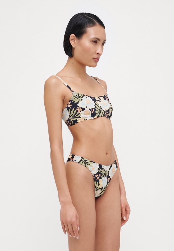 Billabong LOST COVE SKIMPY HIKE
