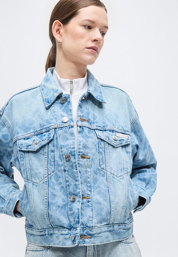 Calvin Klein Jeans 90S TRUCKER JACKET
