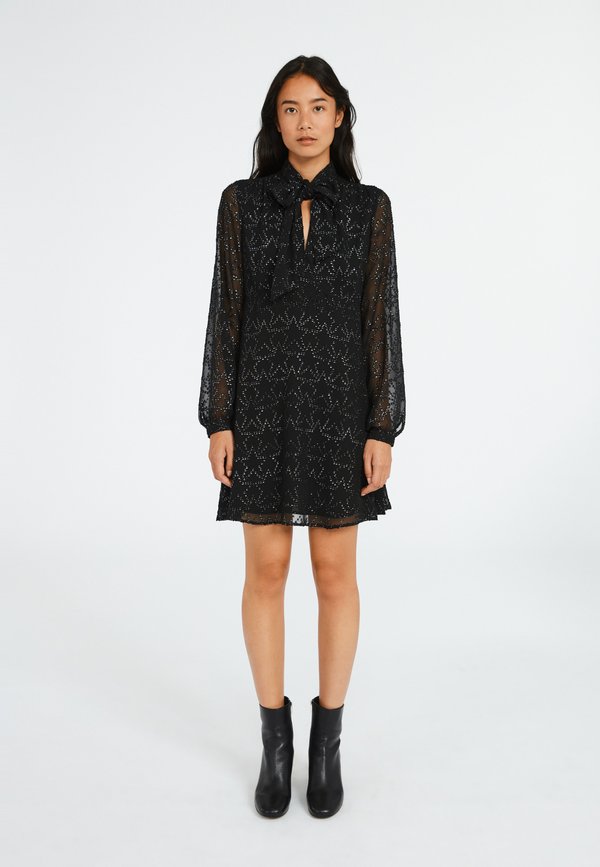 Claudie Pierlot REGINABIS