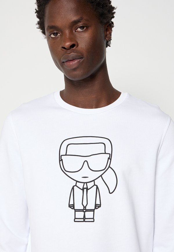 KARL LAGERFELD