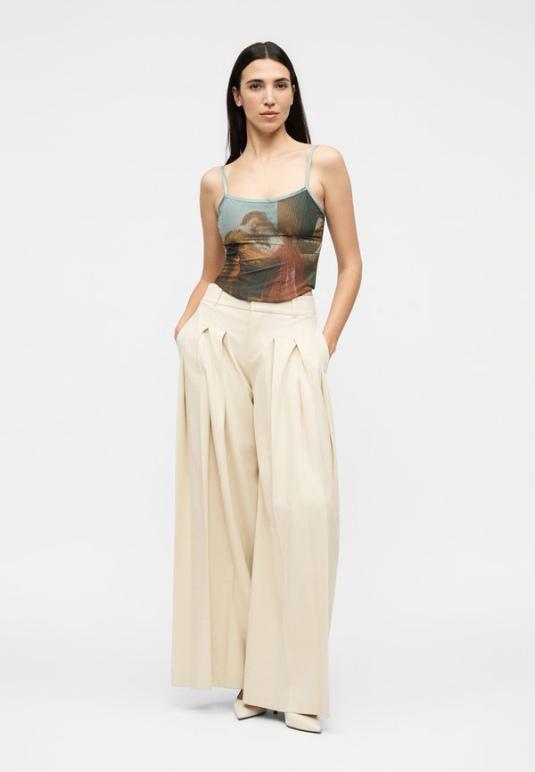 Alice + Olivia CRESSIDA