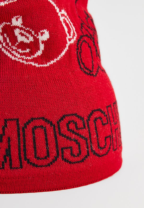 MOSCHINO