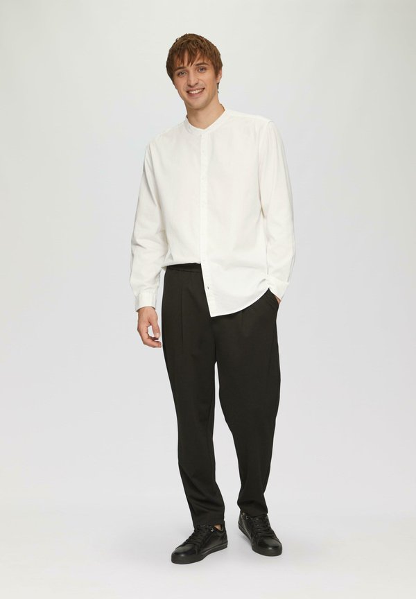 QS REGULAR FIT
