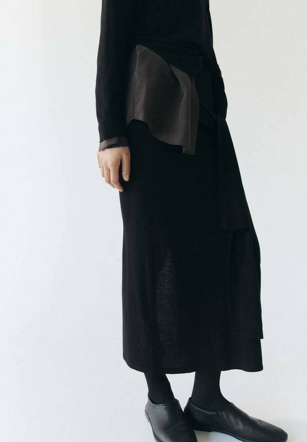 Mango Maxi skirt - black
