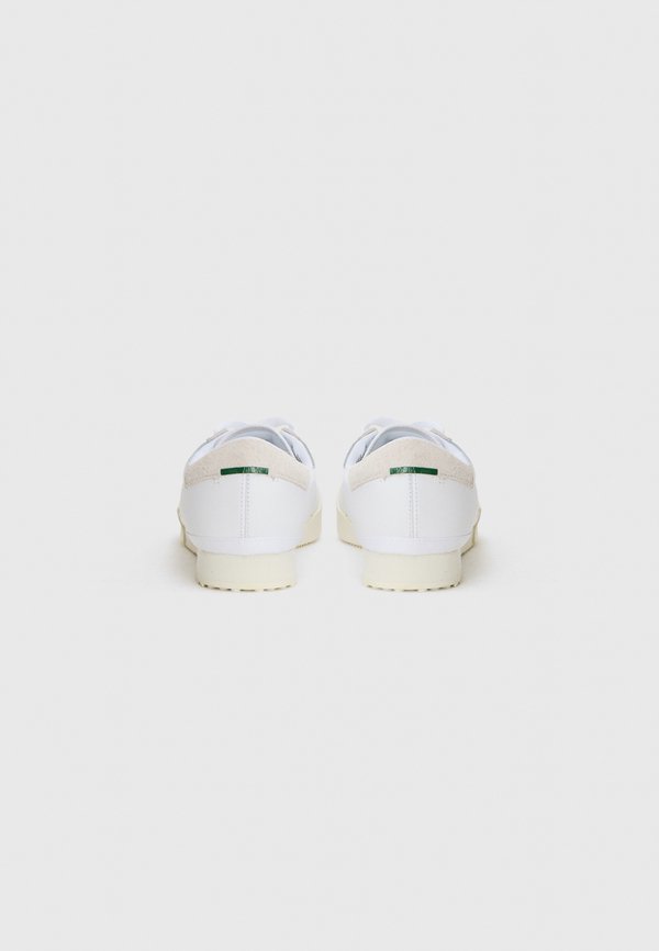 Lacoste AURA 225