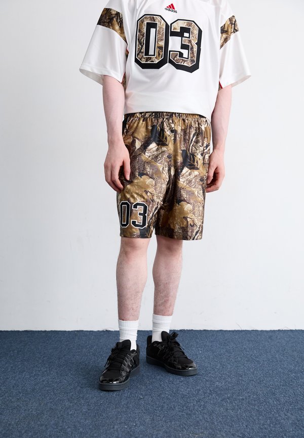adidas Originals Shorts - brown