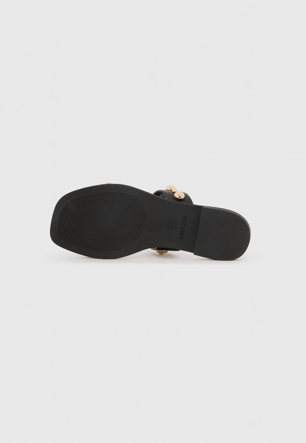 Steve Madden