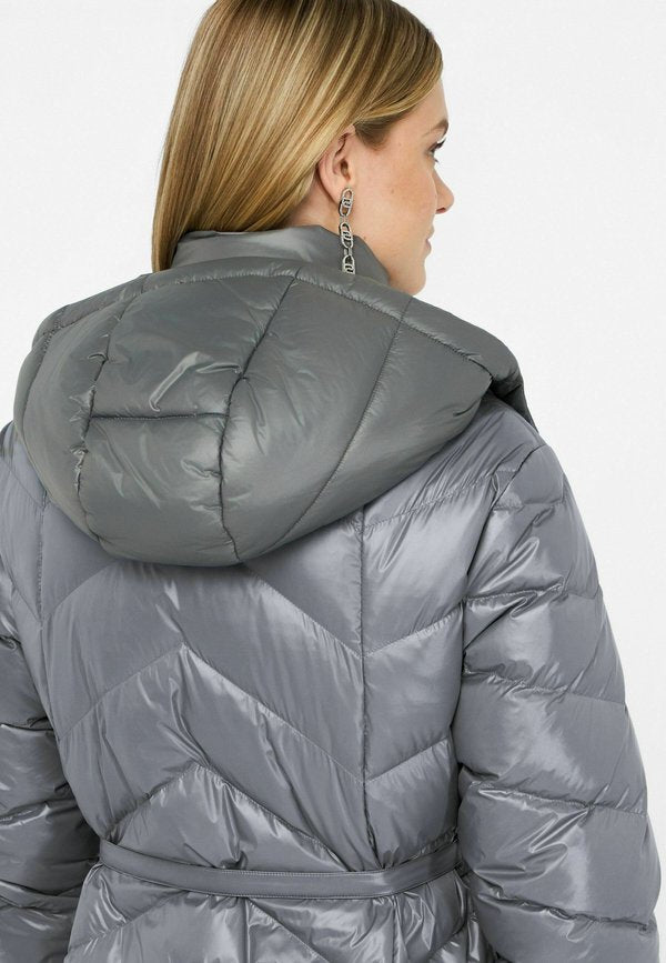 LIU JO LONG WITH HOOD