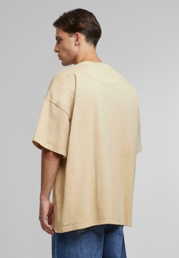 Karl Kani AUTOGRAPH HEAVY BOXY TEE