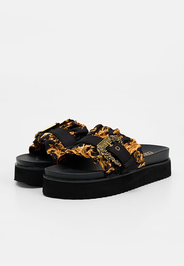 Versace Jeans Couture