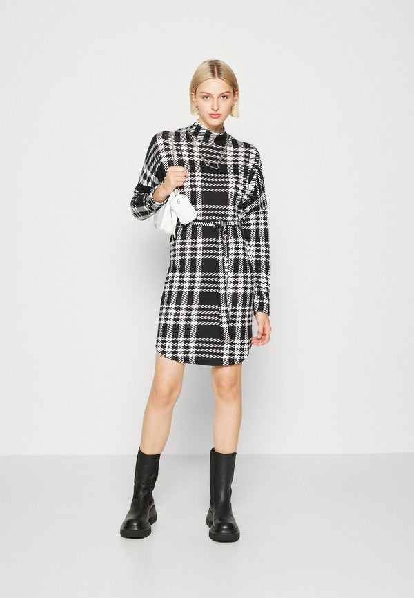 Noisy May NMCITY AVA SHORT DRESS